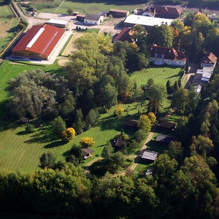 Heidegut Eschede Reitsportanlage Und Feriendorf Exterior foto