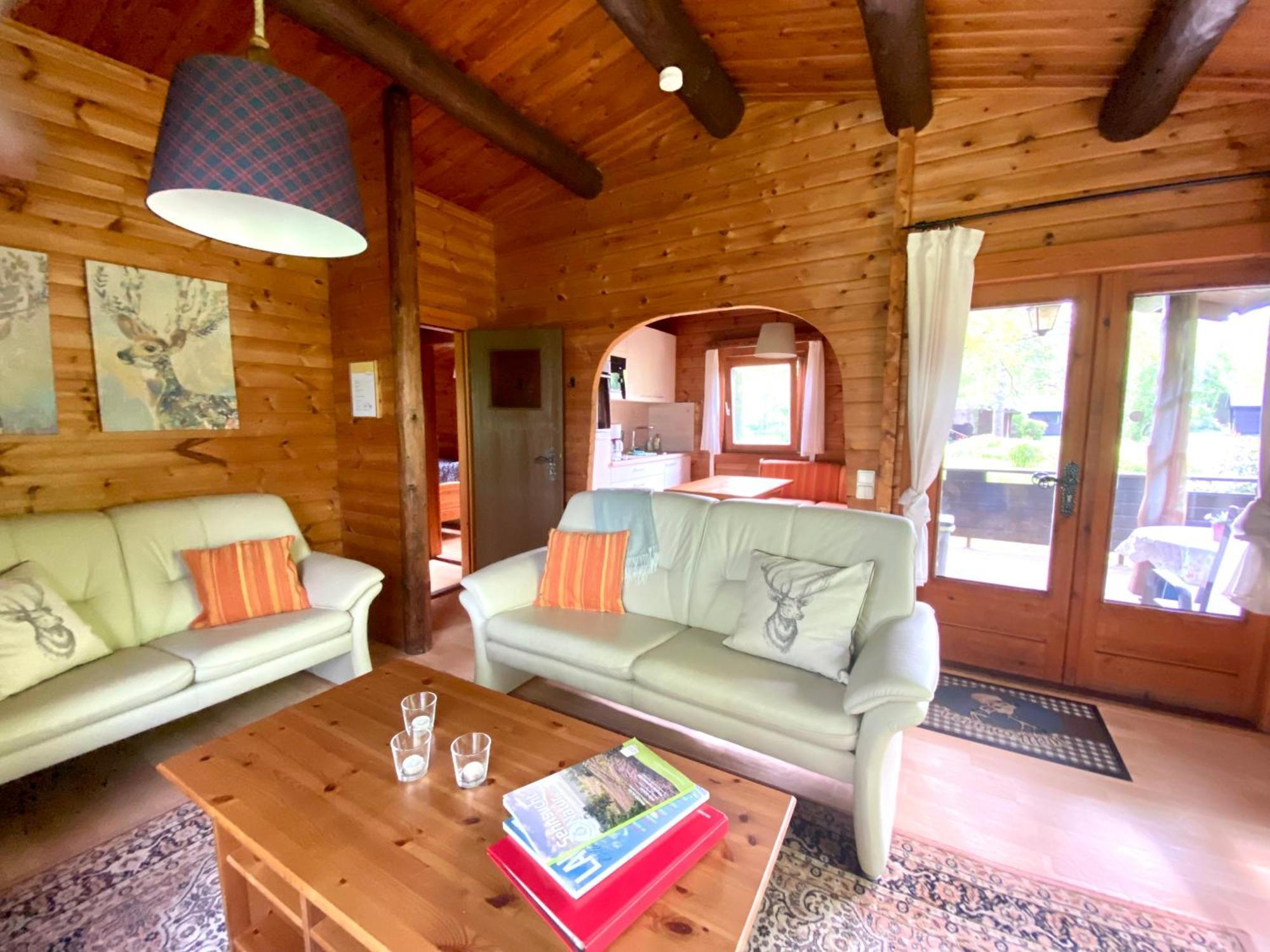Heidegut Eschede Reitsportanlage Und Feriendorf Exterior foto